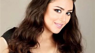 لأول مرة.. عابدين تكشف عن صراعها مع الاكتئاب وتفكيرها في الاعتزال