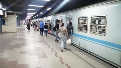 مترو الأنفاق ينفى حدوث حريق في قطار بالخط الأول