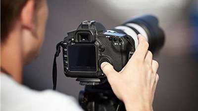 المصورين: قرار الأوقاف بمنع التصوير بالمساجد مخالف للدستور