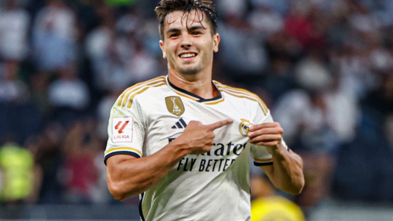 إبراهيم دياز لاعب