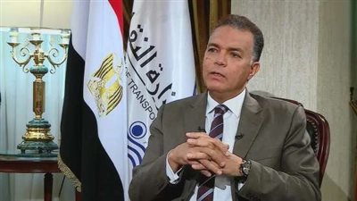 رئيس الوزراء ينعى هشام عرفات