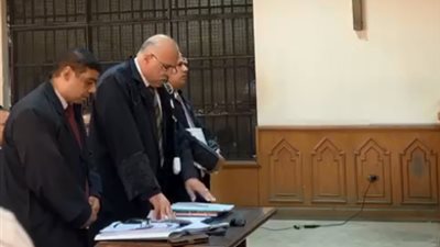 لحمة ورشوة بالملايين.. كواليس محاكمة المتهمين في مصلحة الجمارك