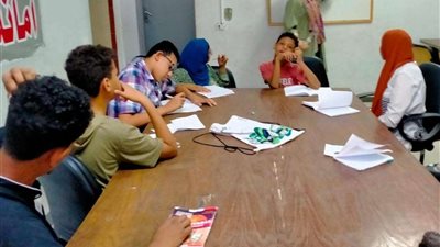 حزب ”المصريين“ ينظم جلسات تعليمية في حساب الفيدا والتخاطب وتنمية المهارات بالبحر الأحمر