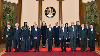 الرئيس السيسي يؤكد أهمية دور مكتبة الإسكندرية في دعم الحوار بين الحضارات