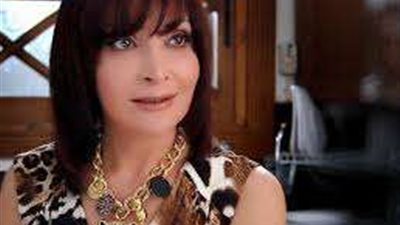 خاص.. تيسير فهمي تكشف تفاصيل نجاتها من حادث سير مروع