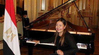 عازفة البيانو مشيرة عيسى وطلابها في أمسية موسيقية بالأوبرا