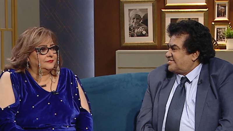 أحمد عدوية وزوجته
