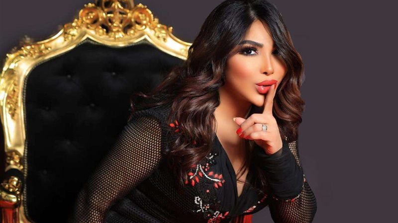الفنانه غادة إبراهيم