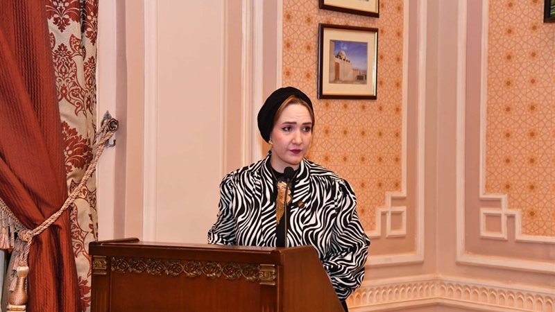 النائبة مي مازن