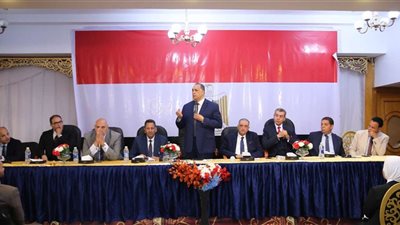 لا شروط تعجيزية للقيد بالنقابة.. النقيب علام للمحامين في جلسة حلف اليمين منذ قليل