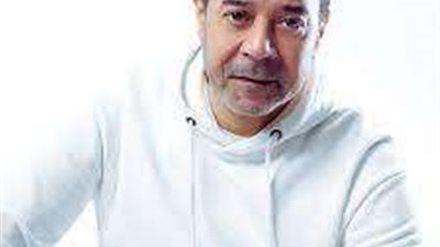 وداعًا دون عزاء.. رحيل شقيق مدحت صالح يقتصر على المقابر