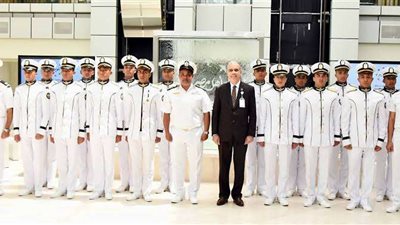 طلبة الكلية البحرية يزورون مستشفى أهل مصر لتقديم الدعم في علاج الحروق