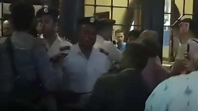 سر الهتافات المضادة للفنان ايهاب فهمي أمام المسرح القومي