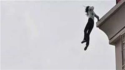 بسبب صورة على الهاتف.. فتاة بالثانوية تنهي حياتها من الطابق الثامن بالمرج