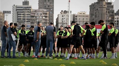رباعي الزمالك راحة من التدريبات الجماعية