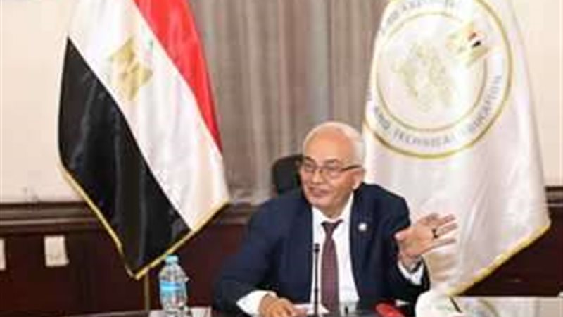 رضا حجازي وزير التربية