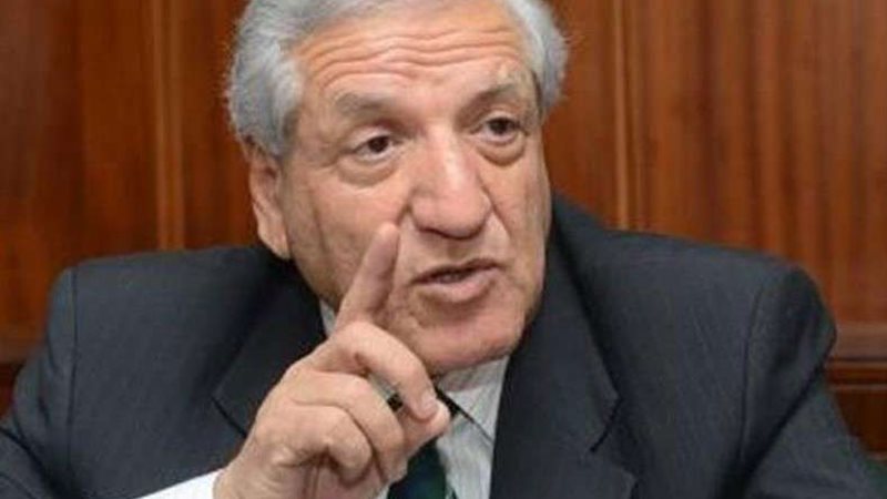 فخري الفقي رئيس
