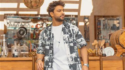 أحمد جمال يكشف حقيقة حادث اصطدامه برجل مسن