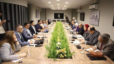 كتلة الحوار تناقش موازنة 2024-2025 في أول فاعليات النادي الاقتصادي