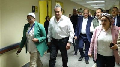 وزير الصحة يتفقد مستشفى مارينا المركزي