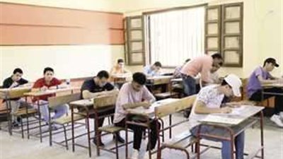 استشاري صحة نفسية تقدم نصائح للطلاب عند دخولهم لجان الامتحان واستلام ورقة الأسئلة