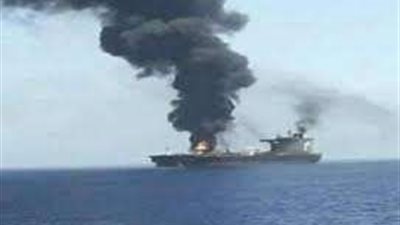 التجارة البحرية البريطانية تعلن إصابة سفينة لها بمقذوف مجهول في خليج عدن