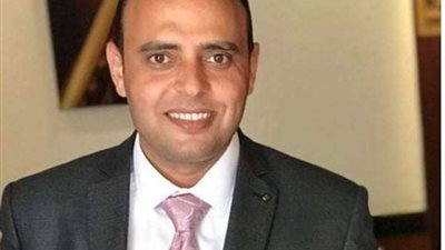 دور التكنولوجيا والتجارة الإلكترونية في تعزيز الاقتصاد.. خبير اقتصادي يوضح