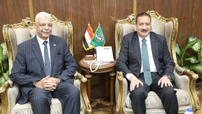 محافظ المنوفية يستقبل رئيس الجامعة للتهنئة بالعيد القومي للمحافظة