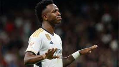 فينيسيوس يحصل على حكما قضائيا ضد مشجعي فالنيسيا