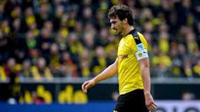 ماتس هوميلز يضع شروطًا للبقاء في بوروسيا دورتموند