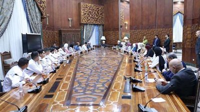 شيخ الأزهر لأبنائه من طلاب غزة: علمتم العالم الصمود والمثابرة