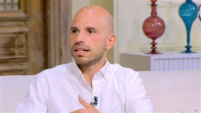 عادات هامة للحفاظ على وزن الجسم في العيد.. خبير التغذية يوضح