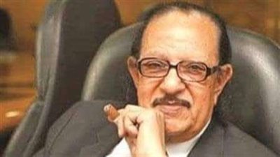 نقابة المهن السينمائية تنعى المنتج والسيناريست فاروق صبري