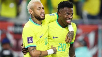 نيمار: فينيسيوس سيفوز بالكرة الذهبية هذا العام