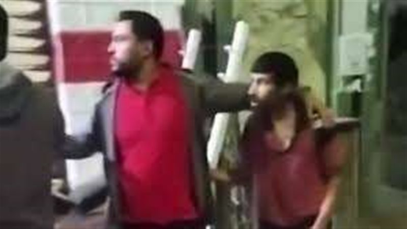 التعدى على شاب من