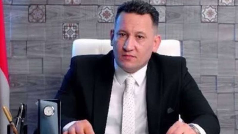 الخبيرالاقتصادي أشرف