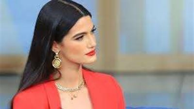 تارا عماد تكتب اسمها في قائمة نجوم 