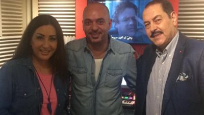 الموزع الموسيقي عمرو عبد العزيز يودع الحياة بعد صراع مع السرطان