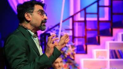 أحمد عثمان: ذاكرت علم النفس الجنائي بسبب مسرحية النقطة العميا