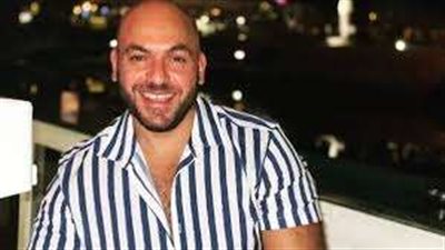 عمر طلعت زكريا يودع لوكيشن 