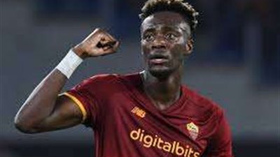 توتنهام يستهدف تعزيز هجومه مع تامي أبراهام