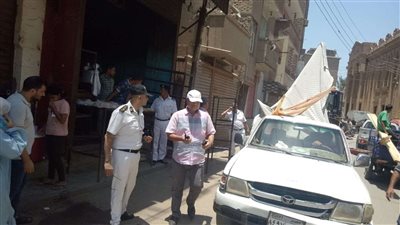 رفع 50 حالة إزالة فورية وتحرير 15 محضر خلال حملة إشغالات بأشمون