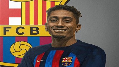 الهلال السعودي يستهدف جناح برشلونة لتعزيز صفوفه