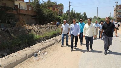 محافظ المنوفية يتفقد أعمال رصف محور مليج جنزور الجديد باستثمارات 50 مليون جنيه