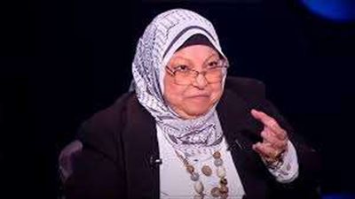 سعاد صالح: لا مانع من عمل المرأة كخطيبة بهذه الشروط
