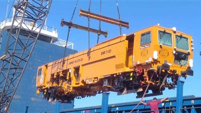 وصول دفعة جديدة من عربات ركاب السكك الحديدية.. وزير النقل يعلن