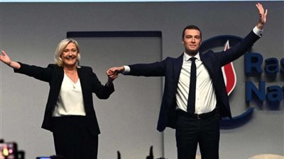 فرنسا تبدأ انتخبات الجمعية الوطنية وسط تقدم كبير لليمين المتطرف