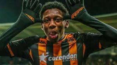 برشلونة يستهدف جادين فيلوجين لتعزيز خط الهجوم