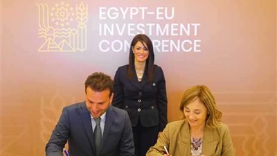 بقيمة 621 مليون دولار.. توقيع اتفاقية بين بنك الاستثمار الأوروبي وصندوق SPE كابيتال لدعم الصناعات الخضراء