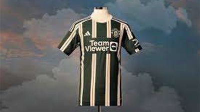 مانشستر يونايتد يكشف عن القميص الجديد ويتجه لتجديد عقد مدربه